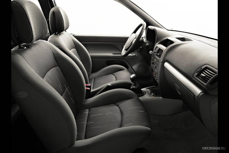  Renault Clio Campus 3-Door 2006 года  (фото 2 из 8)